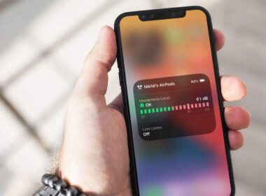 How to check real time headphone audio on iphone and ipad