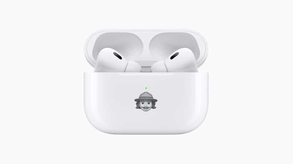 Memoji engraving airpods pro