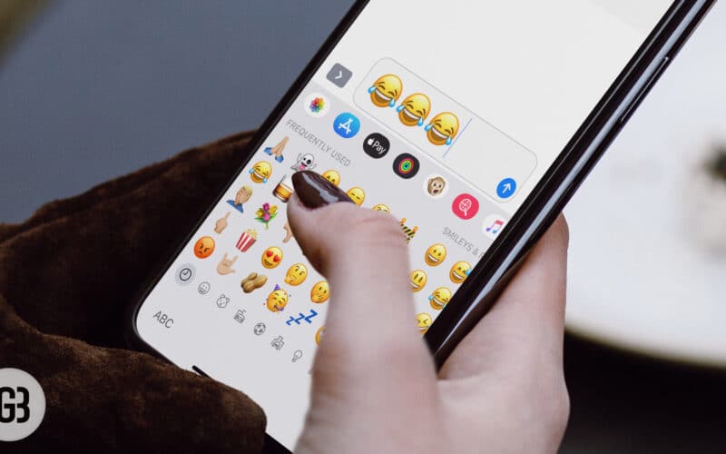 How to add emoji keyboard to iphone or ipad