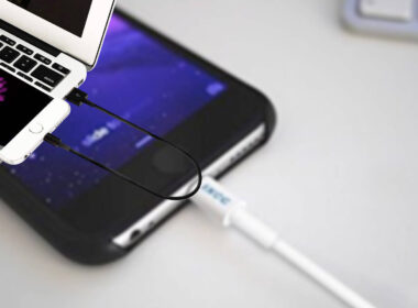 Short lightning cables for iphone and ipad